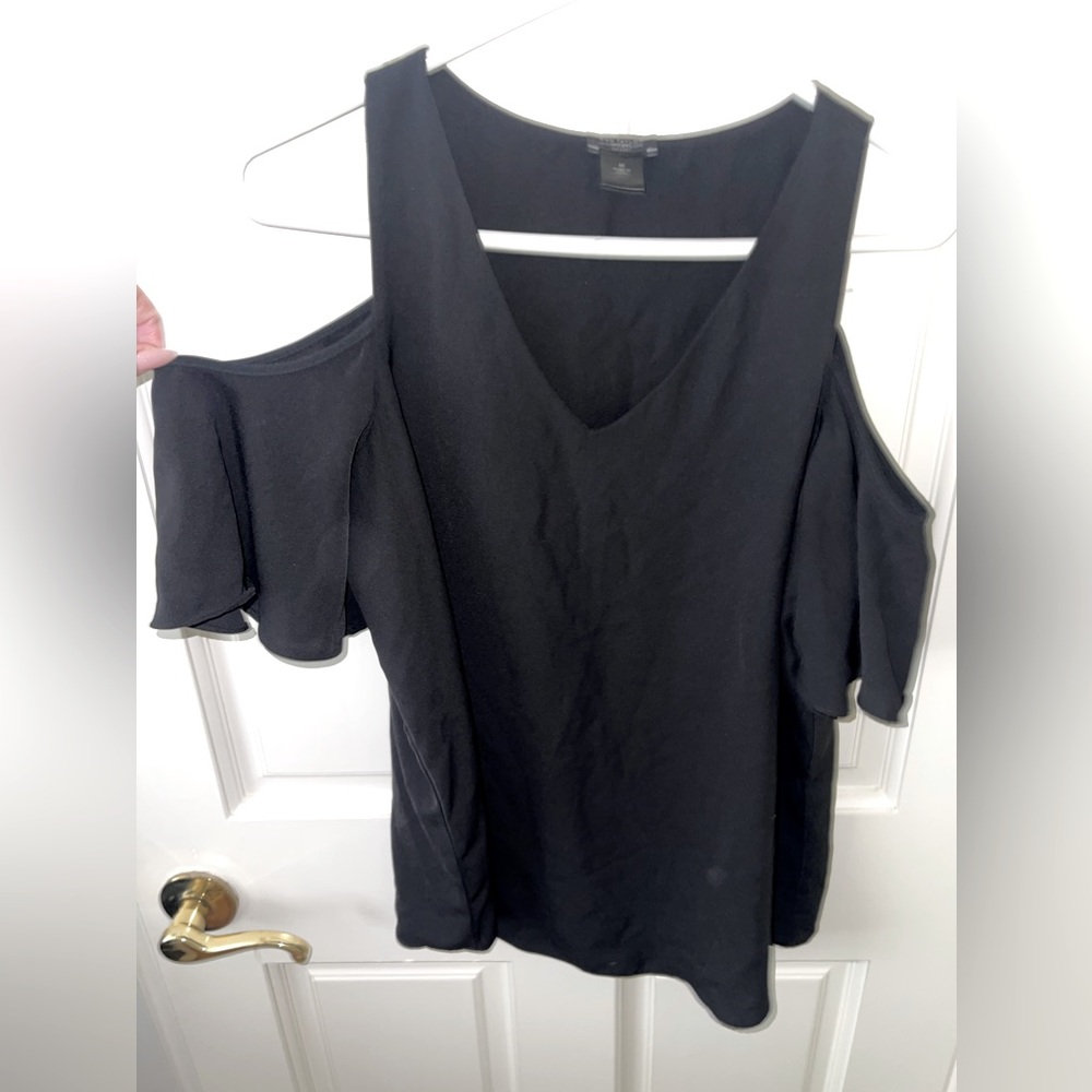 Ann Taylor Woman’s Blouse size M / Black